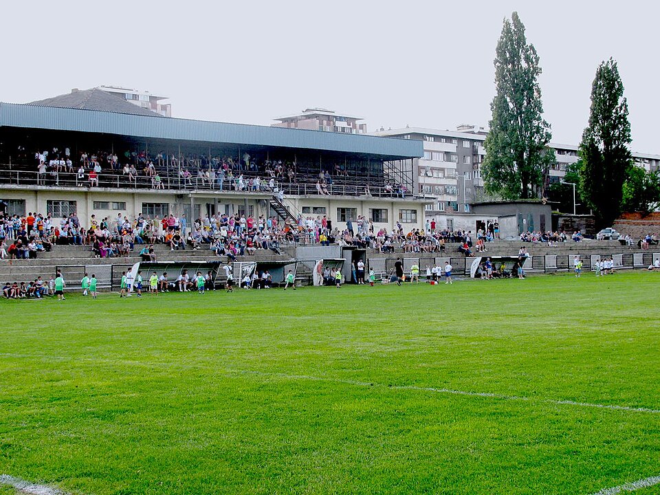Fayl:FK Bor stadium.jpg
