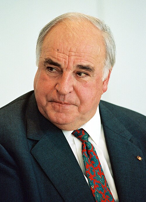 Fayl:Helmut Kohl (1996).jpg