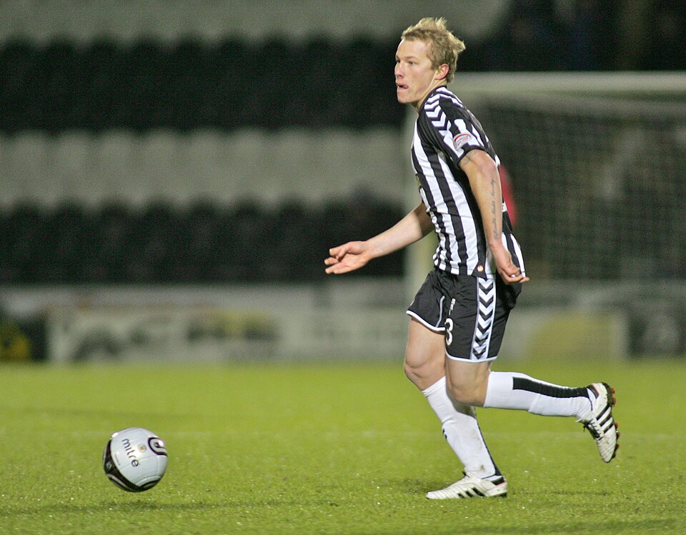 Fayl:Aaron Mooy.jpg
