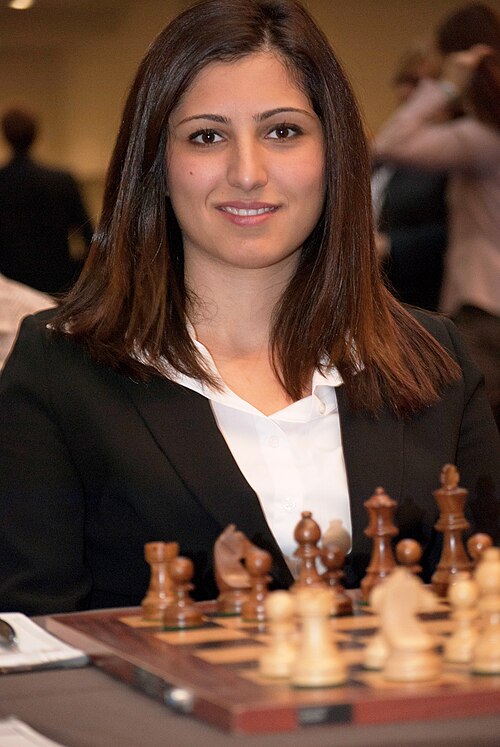 Fayl:Betul Cemre Yildiz 2011.jpg