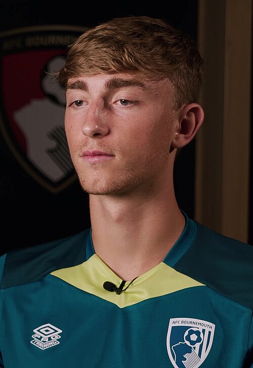 Fayl:Dean Huijsen 2024.jpg