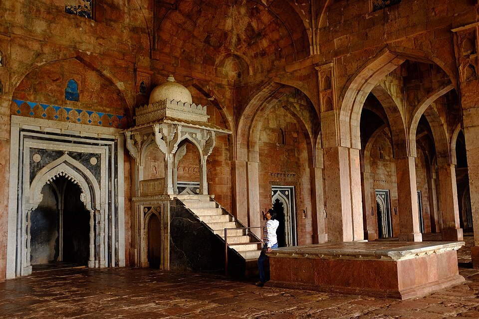 Fayl:Jami Masjid Mandu Qibla.jpg