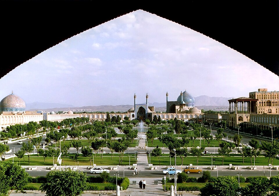 Fayl:Naghshe Jahan Square Isfahan modified.jpg