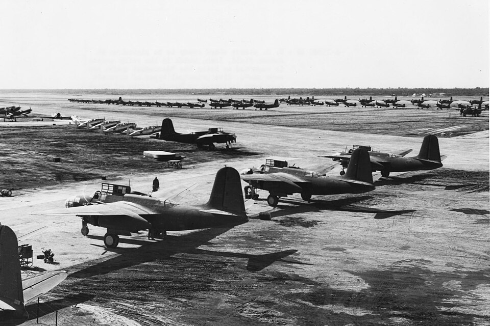 Fayl:Abadanairfield.jpg