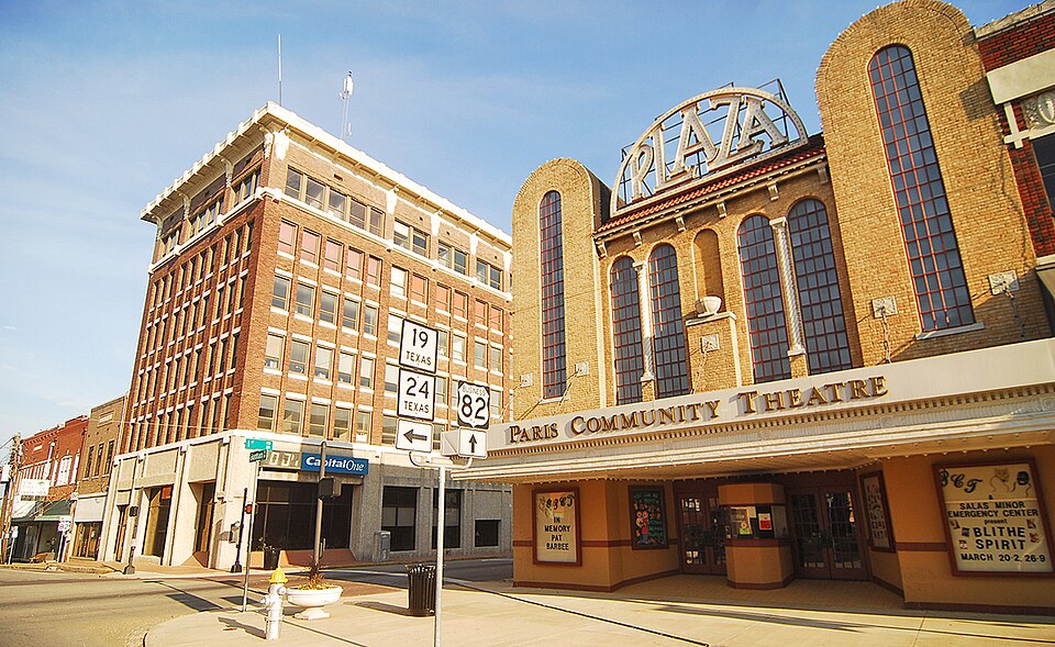 Fayl:DowntownParis,Texas.jpg