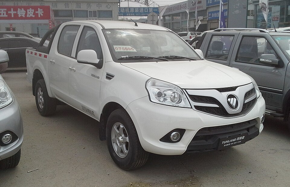 Fayl:Foton Tunland 2 China 2016-04-09.jpg