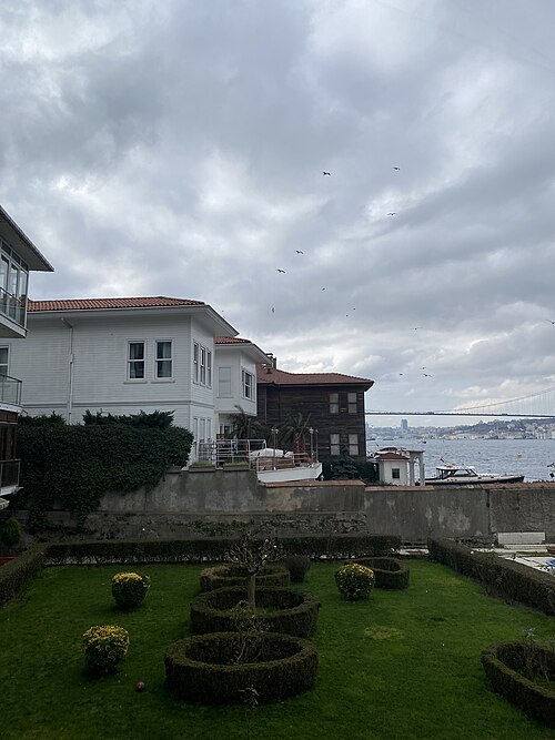 Fayl:Sakıp Sabancı Yalısı (20230124).jpg