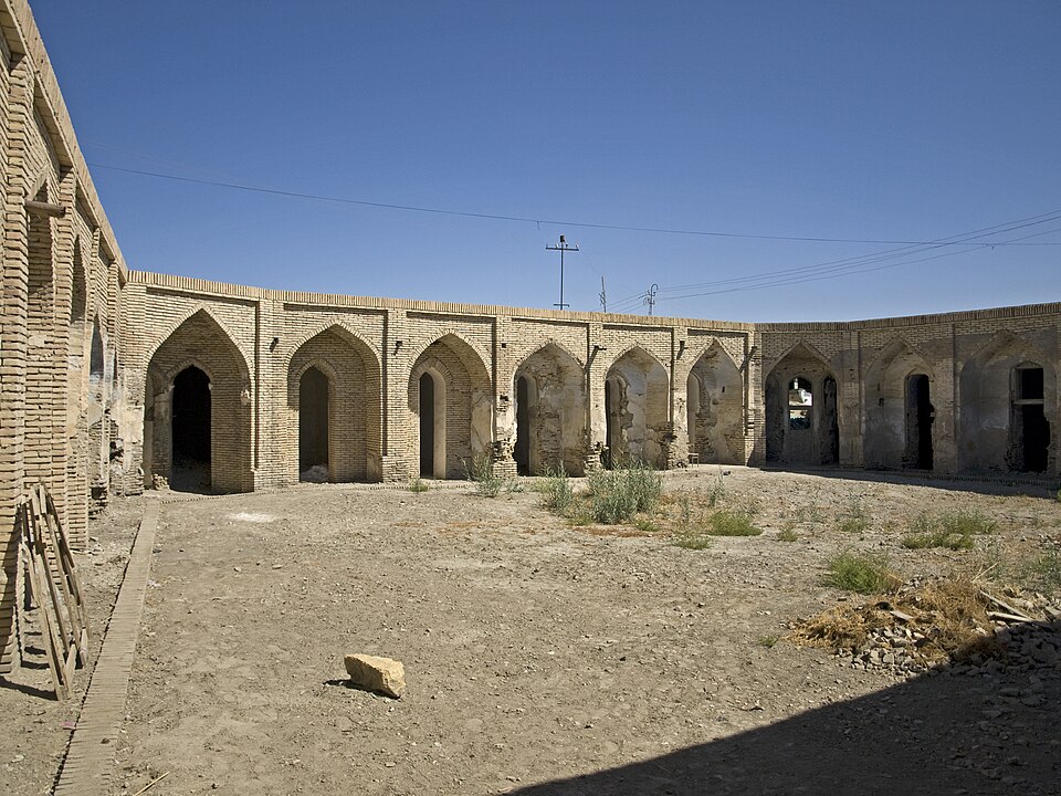 Fayl:Chuqur Madrasa Bukhara.jpg