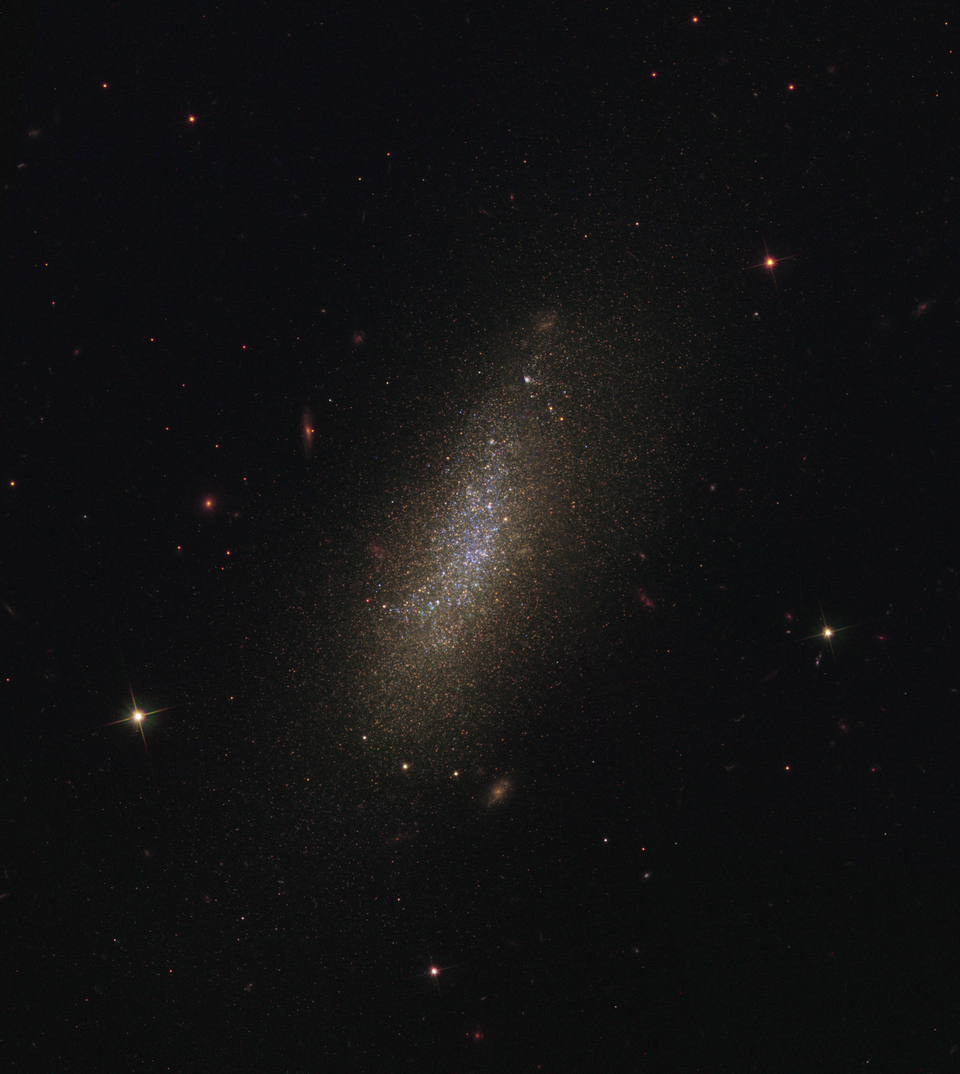 Fayl:IC 4247.png