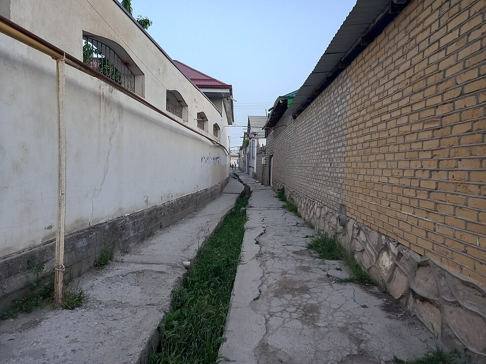 Fayl:Karmana yahudiylar mahallasi 01.jpg