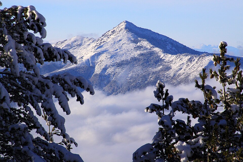 Fayl:Ostërvice from Brezovica.jpg