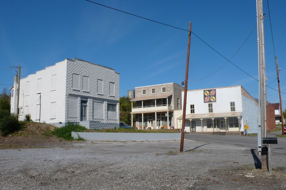 Fayl:BullsGapTNMainStreet.jpg