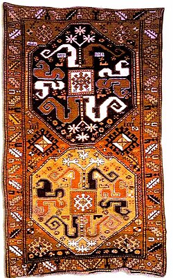 1813-yilga oid Karabakh carpet – Malibayli kichik guruhiga mansub, Shushaning Malibayli qishlogʻidan.