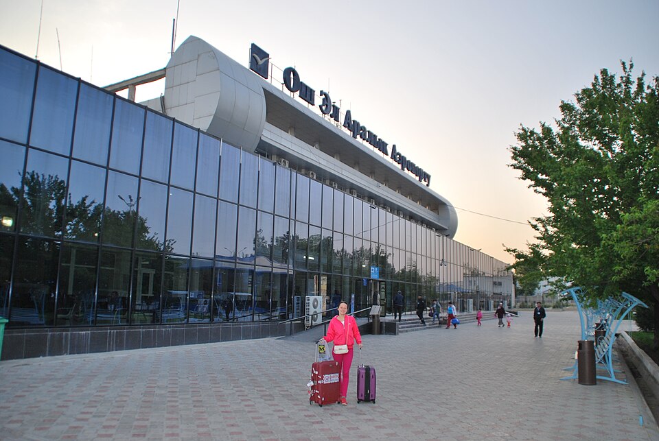 Fayl:Osh International Airport.JPG