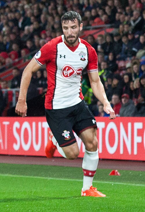 Fayl:Sam McQueen v Augsburg 2017.jpg