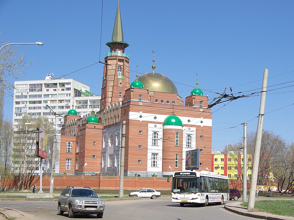 Fayl:Samara Mosque 2 (cropped).jpg