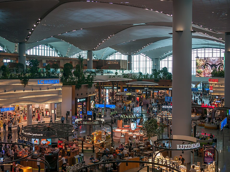 Fayl:Istanbul Airport, Arnavutköy (P1090186).jpg