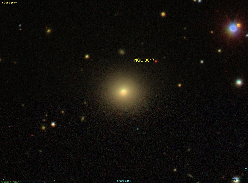 Fayl:NGC 3017 SDSS.jpg