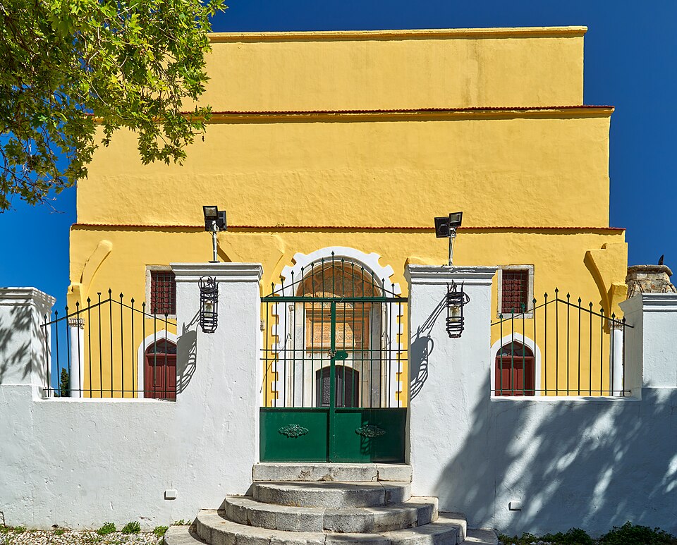 Fayl:Rhodos, Mustafa Pasha Mosque 01.jpg