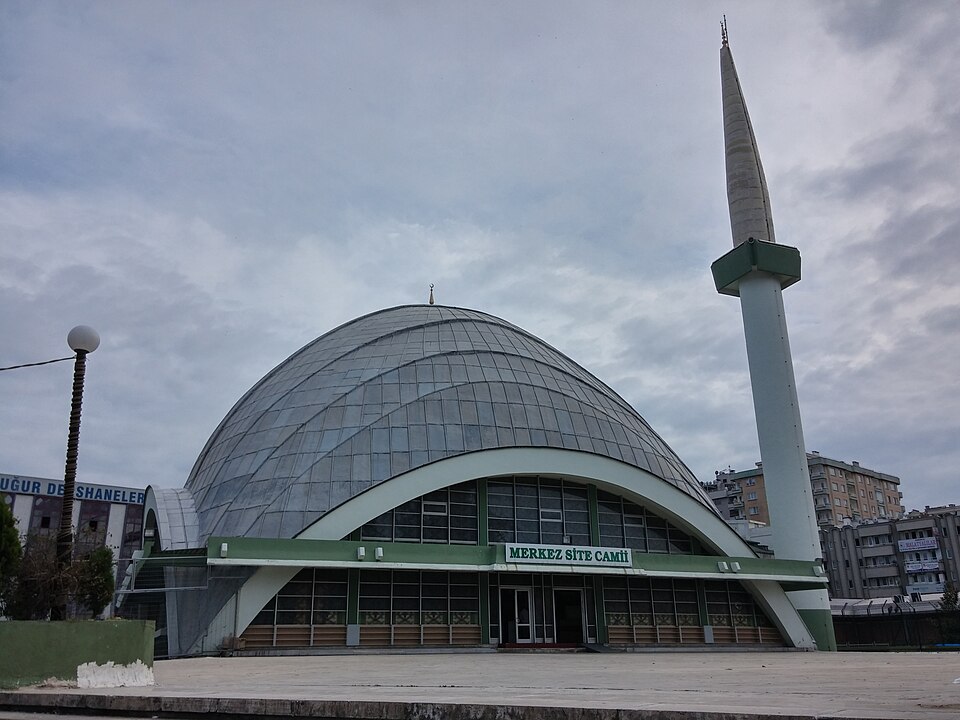 Fayl:Samsun Merkez Camii.jpg