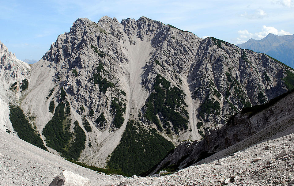 Fayl:Wankspitze NW.JPG
