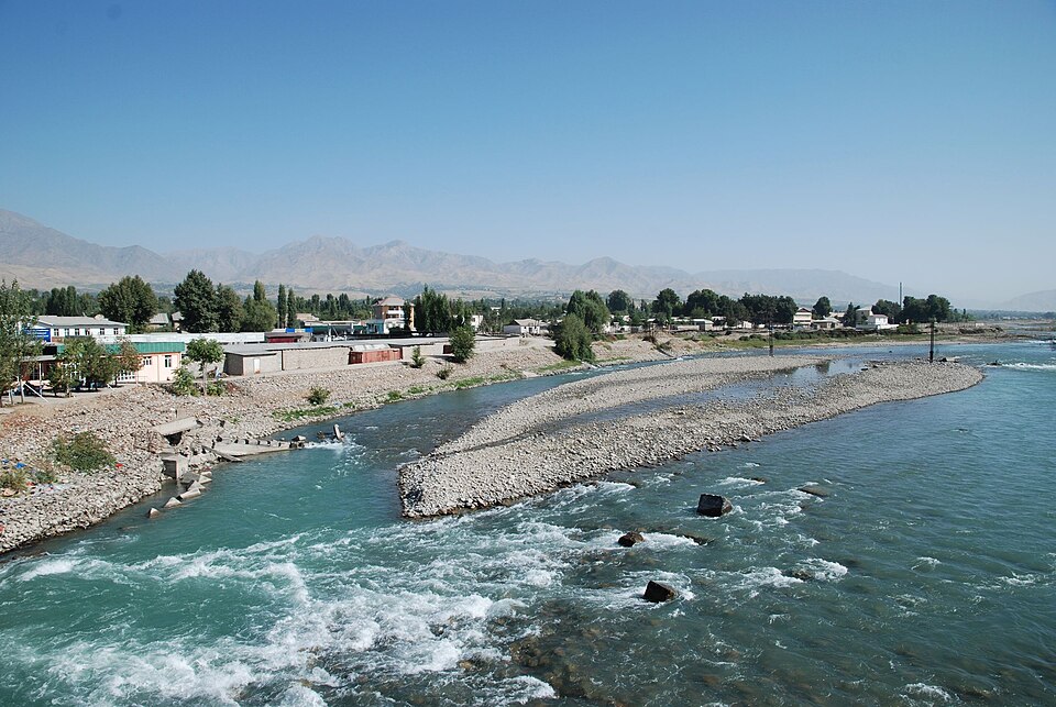 Fayl:Kofarnihon,Vahdat.jpg