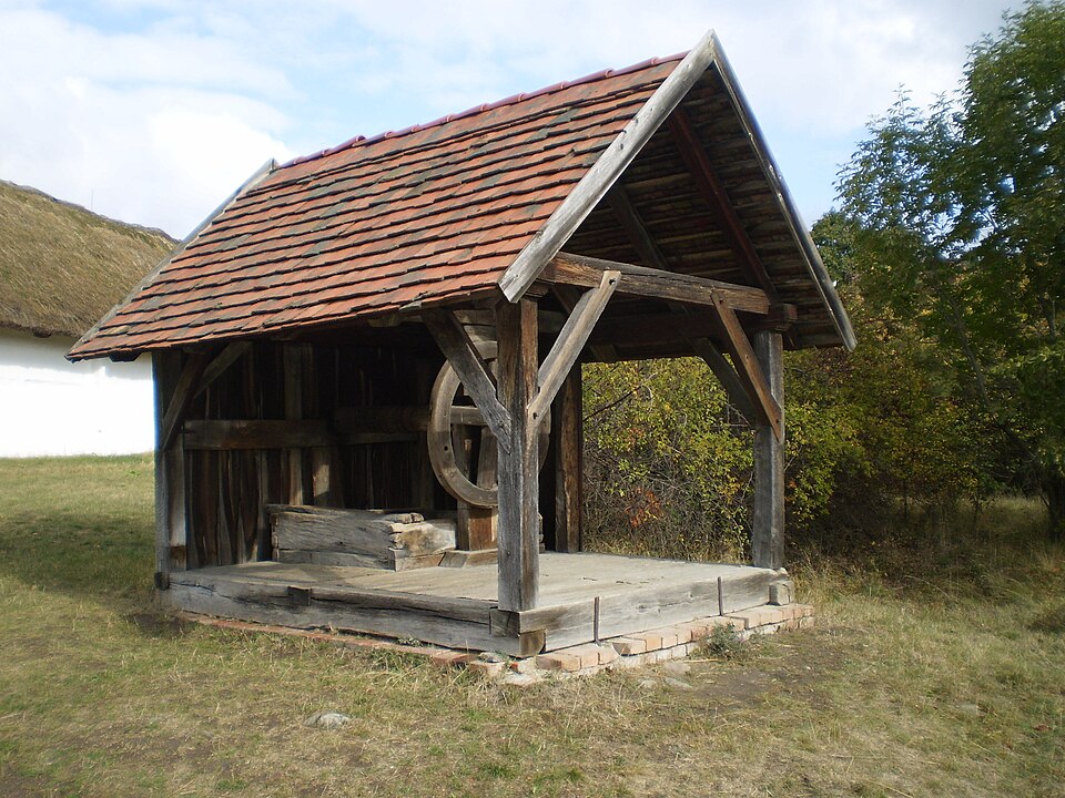 Fayl:Kerekeskút Rigyác2.JPG