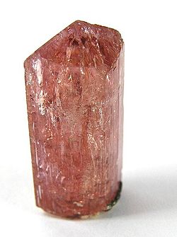Ouro Preto, Braziliyadan topilgan pushti topaz .