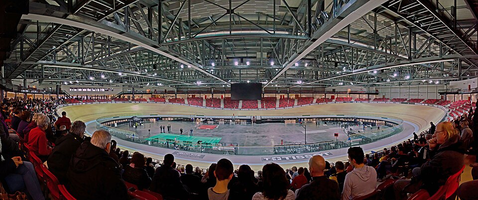 Fayl:140201 Velodrome.jpg