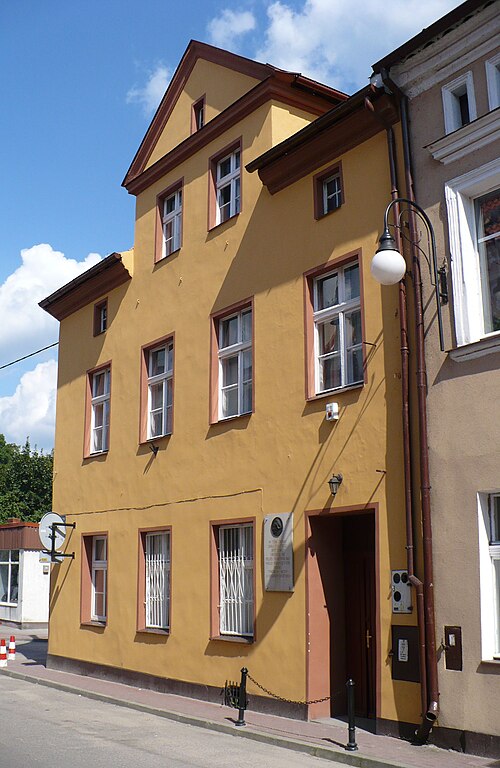 Fayl:Barczewo muzeum Feliksa Nowowiejskiego.jpg