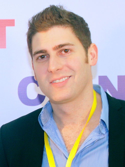 Fayl:Eduardo Saverin CHINICT.JPG