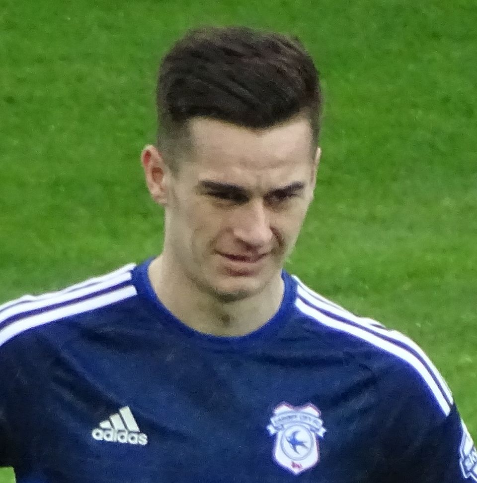 Fayl:Tom Lawrence.jpg