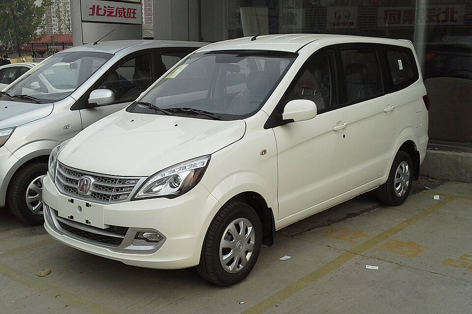 Fayl:Weiwang M20 China 2015-04-15.jpg