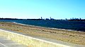 Wollaston Beachdan Quincy Bay boʻylab Marina Bay va Bostonning koʻrinishi