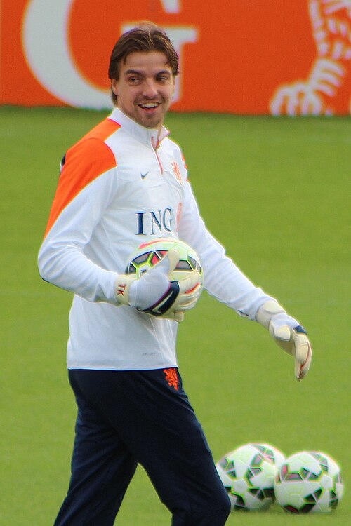 Fayl:Dutch goalkeepers (15300666997) (Krul crop).jpg