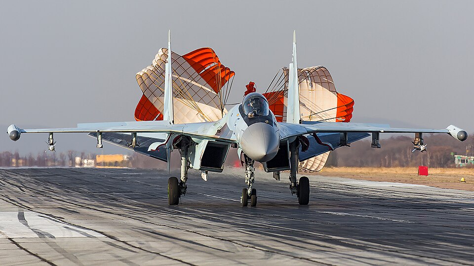 Fayl:Sukhoi Su-35S bn15 2019-1.jpg