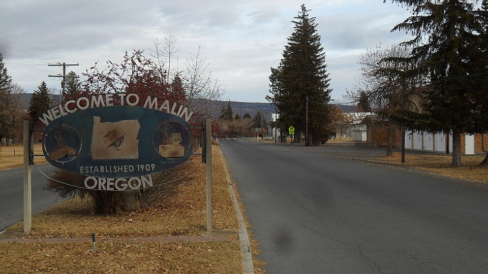 Fayl:Malin City sign.JPG
