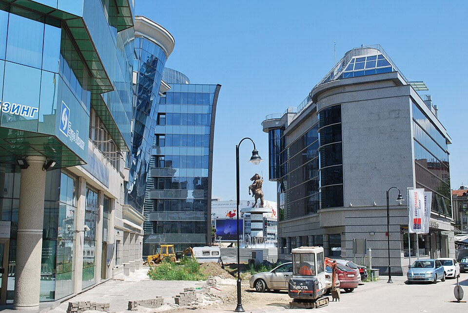 Fayl:Skopje X9.JPG