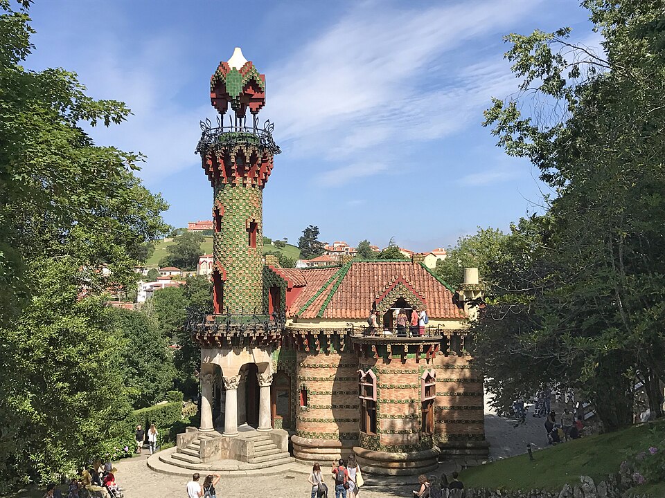 Fayl:El Capricho Gaudí 02.jpg