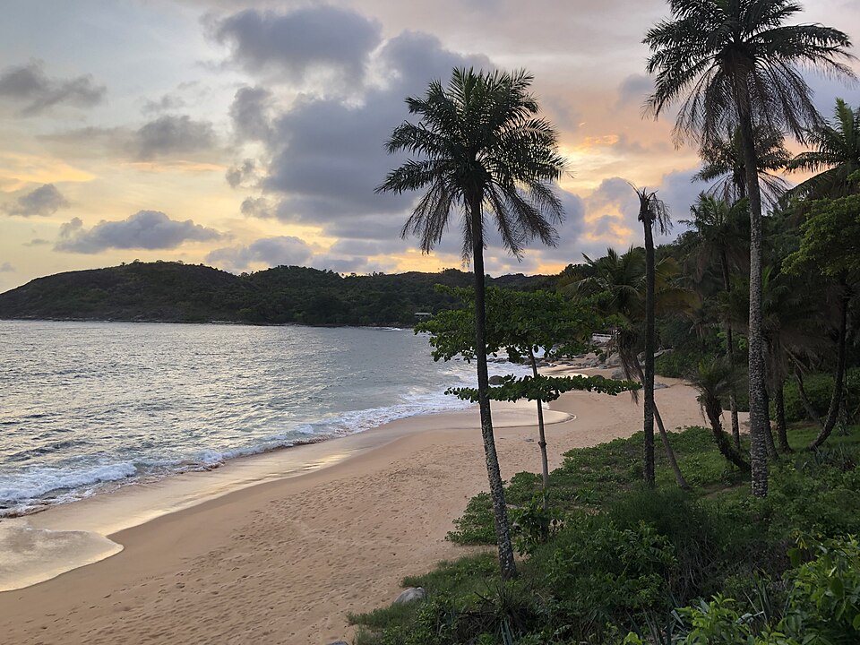 Fayl:Plage de Roume.jpg
