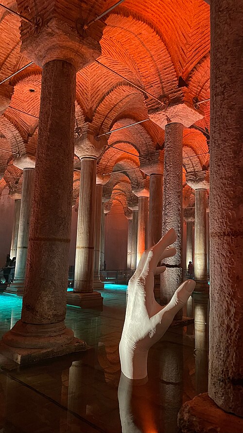 Fayl:Basilica Cistern1.jpg