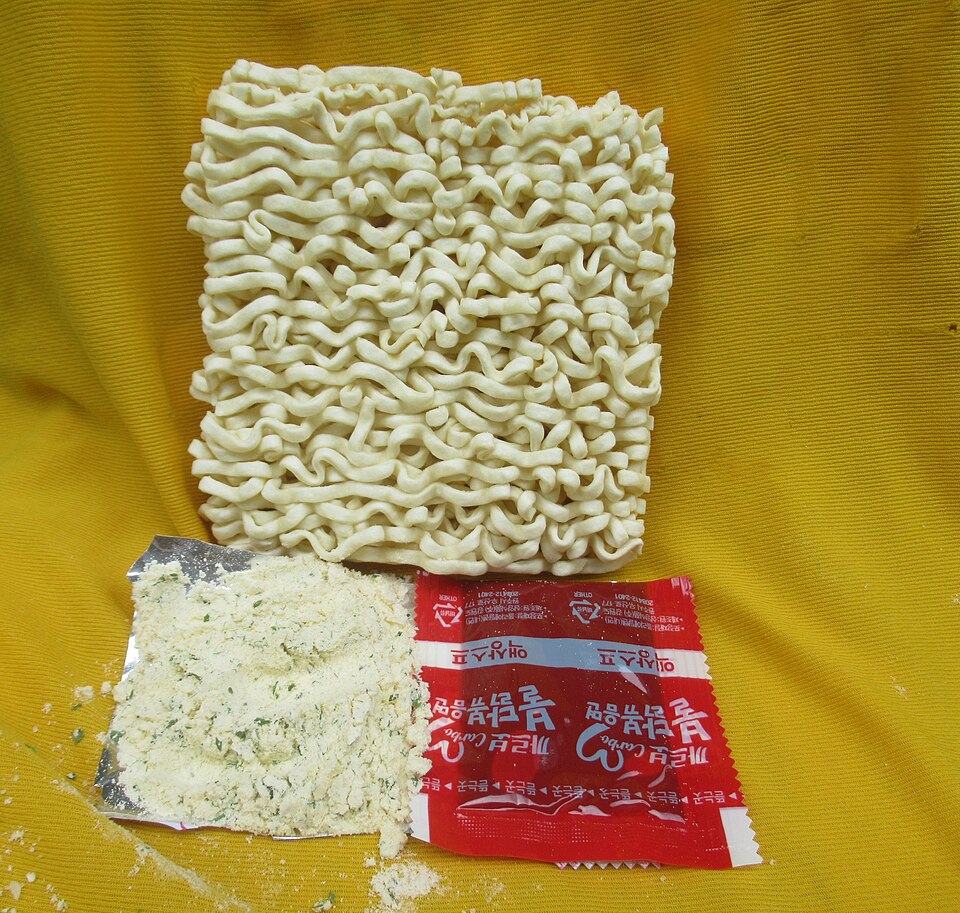 Fayl:Buldak Ramen Carbonara1.jpg