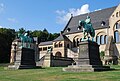 Памятники: Вильгельм Великий и Фридрих Барбаросса