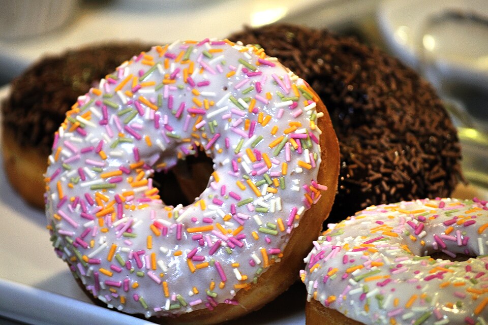 Fayl:4 donuts.jpg