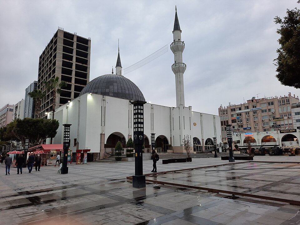 Fayl:Grand Mosque of Mersin.jpg