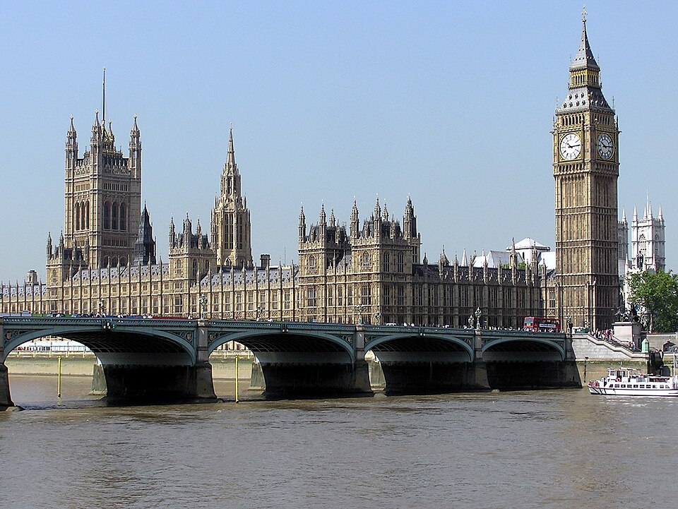 Fayl:Houses.of.parliament.overall.arp.jpg