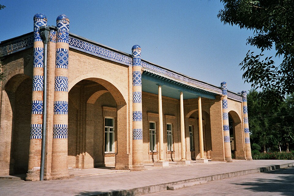 Fayl:Nurullah Bai Palace, Khiva (481513).jpg