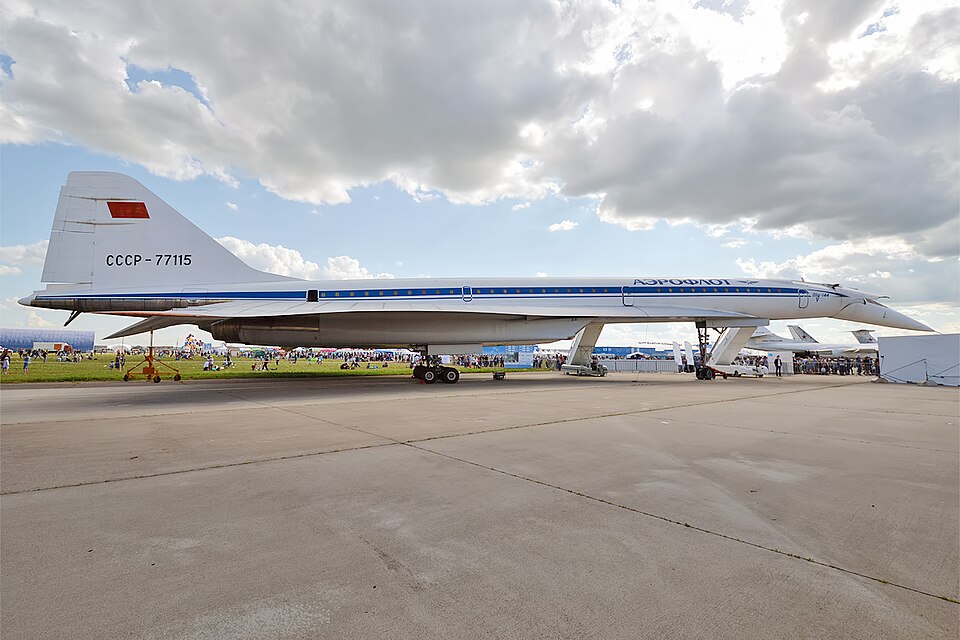 Fayl:Aeroflot, CCCP-77115, Tu-144D (37372672685).jpg