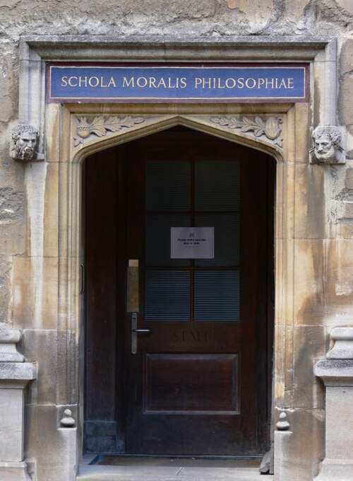 Fayl:Bodleiandoorway1.jpg