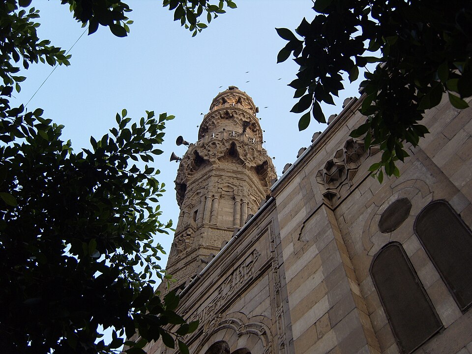Fayl:Mosque Cairo.JPG